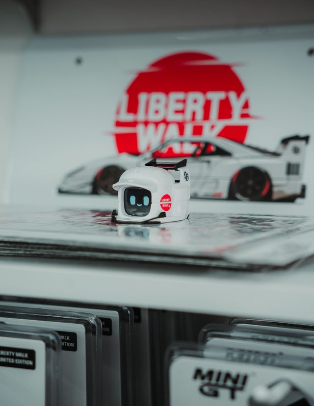 LIBERTYWALK　ダサいもち　usb欠品 LIBERTYWALK ダサいもち usb欠品 Dasai x Mochi | Kuruma Collectables